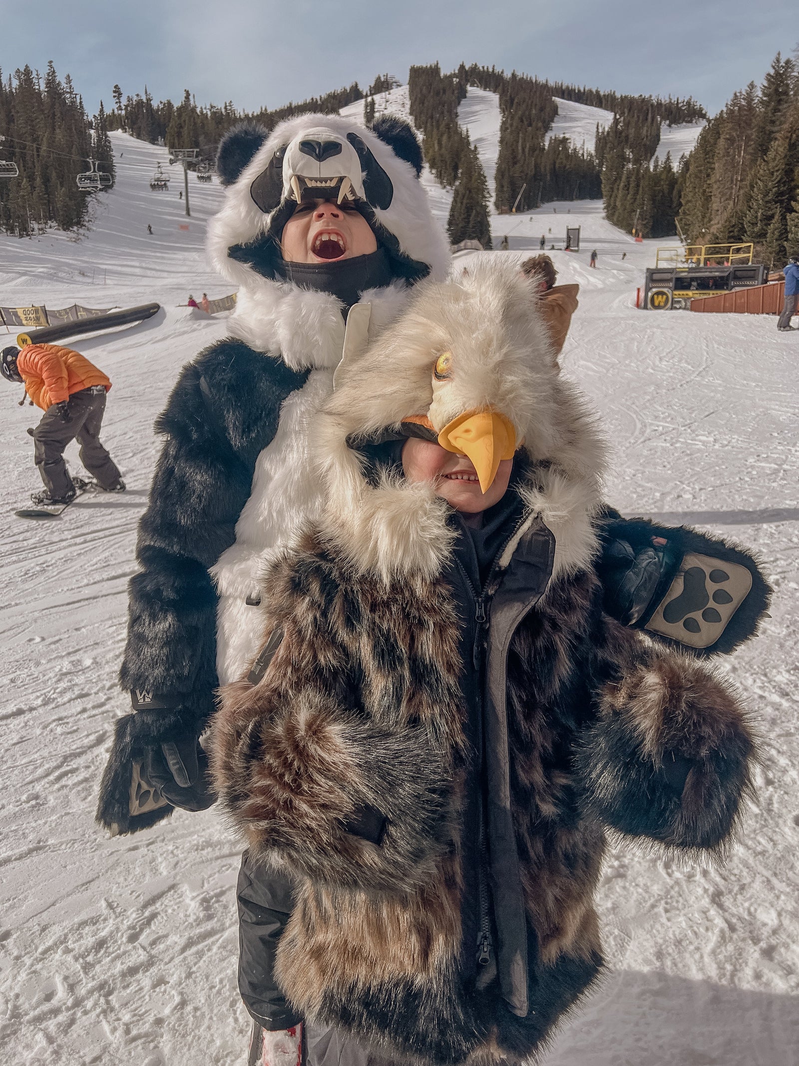 "THE EAGLET KIDS COAT" Phillygoat x Wildcoat Collab